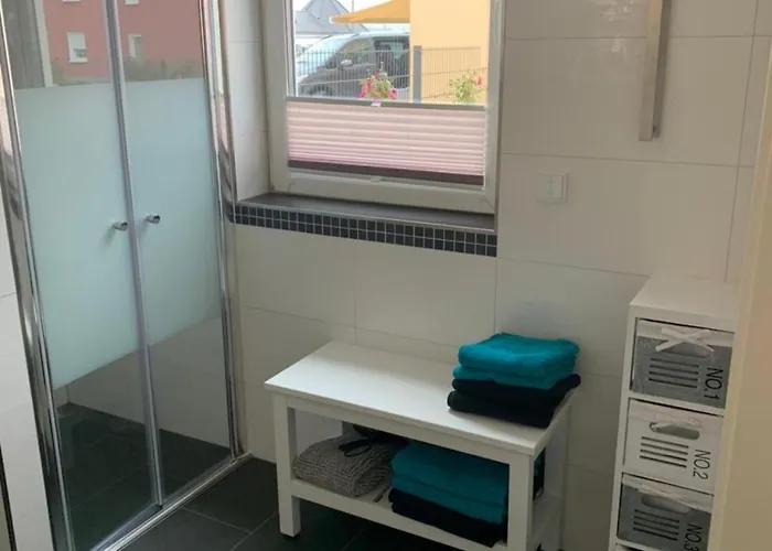 Rechte Im Seestern In 06249 شقة